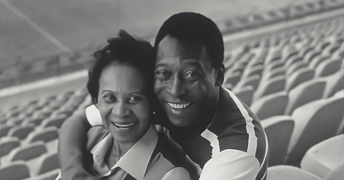 banner image for: En el 83 cumpleaños de Pelé, FC Mother y la Fundación Pelé se unen para co-desarrollar la primera plataforma para sanar a nuestras madres a través del hermoso juego.